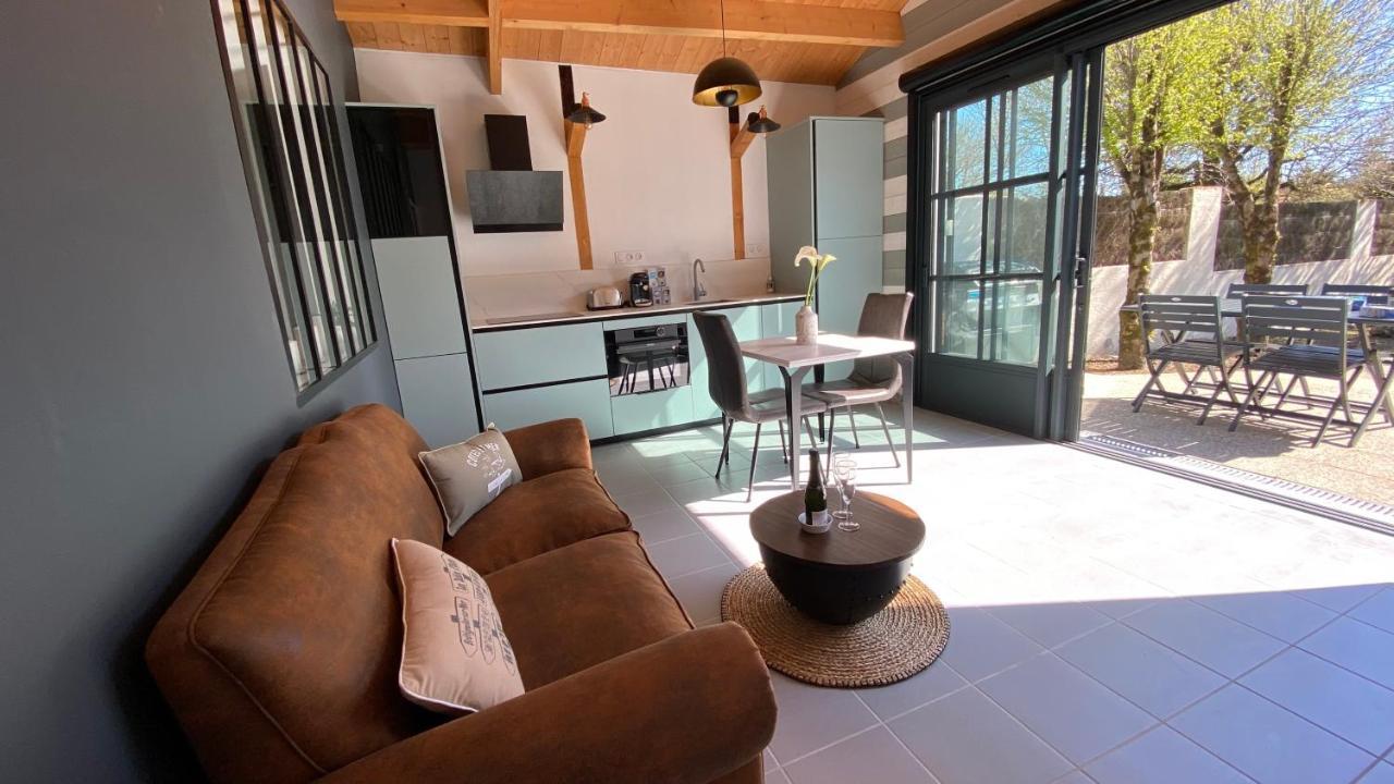 Adorable Guest House Avec Balneo Et Piscine อูลูนน์-ซัวร์-แมร์ ภายนอก รูปภาพ
